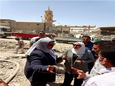 نائب محافظ القاهرة توجه بالالتزام بالجدول الزمني للانتهاء من أعمال المرافق بشق الثعبان