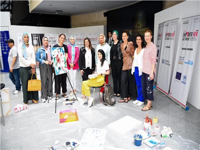 وزيرة الهجرة تشارك في فعاليات الدورة الأولى للملتقى الدولي لتمكين المرأة بالفن 