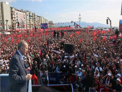  الاحتفالات بفوز أردوغان متواصلة.. وتركيا تؤكد أهمية عودة العلاقات مع مصر