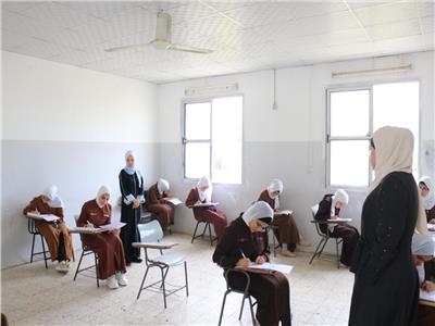 ختام الأسبوع الثالث من امتحانات الشهادة الثانوية الأزهرية بفلسطين