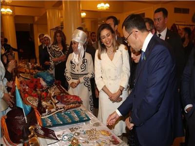 «الكيلاني» تشهد انطلاق فعاليات أيام الثقافة لجمهورية كازاخستان بالأوبرا