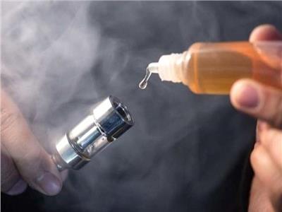 ضبط زيوت مستخلصة من المخدرات لتدخين السجائر الإلكترونية بسوهاج