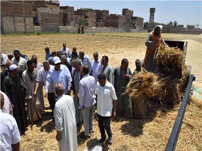 محافظ أسيوط يعلن ارتفاع توريد محصول القمح إلى 117 ألف طن للشون والصومع