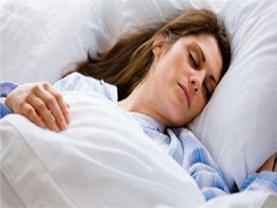 خبير يكشف 5 أسباب للنوم المثالي