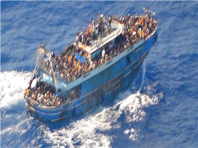 لليوم الثاني اليونان تواصل عمليات البحث بعد غرق مركب مهاجرين
