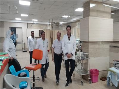 وكيل مديرية الصحة بالبحيرة يتفقد مستشفى كوم حماده ويشيد بالأداء الفني المتميز