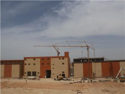 وزير الإسكان يتابع الموقف التنفيذي لعدد من مشروعات المرافق والخدمات بمدينة العاشر من رمضان