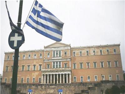 طرد نائب يوناني من حزب ميتسوتاكيس لإدلائه بتعليقات عنصرية حول غرق مركب مهاجرين