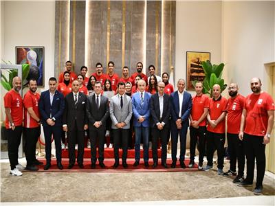 وزير الرياضة يكرم أبطال مصر في التايكوندو والعاب القوي والاسكواش 
