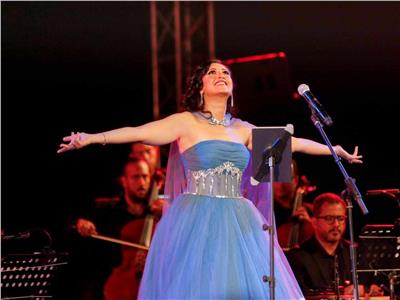 أميرة سليم تحتفل بطريقتها باليوم العالمي للموسيقي بمتحف الحضارة 
