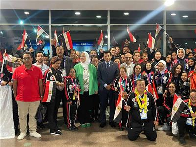 وزيرا الرياضة والتضامن الاجتماعي يستقبلان أبطال بعثة الأولمبياد الخاص بمطار القاهرة