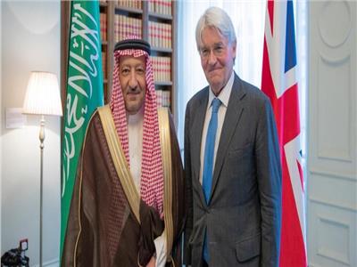 السعودية وبريطانيا تبحثان سبل تعزيز التعاون الثنائي