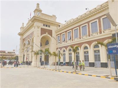 محطة مصر التاريخية.. تحفة معمارية سوق حضارى يضم 182 باكية و60 محلًا و3 مواقف للسيارات