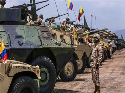 جماعة «جيش التحرير الوطني» المتمردة تعتزم وقف الهجمات على قوات الجيش الكولومبي