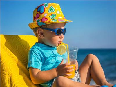 نصائح لاستمتاع الأطفال بإجازة الصيف بطرق صحية