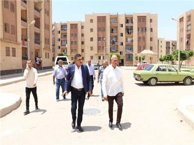 مسئولو «الإسكان» في جولة تفقدية للمشروعات الجارية بمدينة السادات
