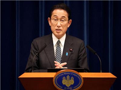 رئيس وزراء اليابان يدين إطلاق كوريا الشمالية صاروخا باليستيا