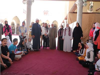 محافظ دمياط تتفقد مبادرة وزارة الأوقاف للأنشطة القرآنية بمسجد عمرو بن العاص
