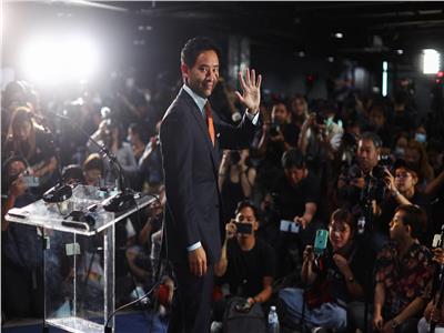 زعيم المعارضة في تايلاند يعلن سحب ترشيحه لتشكيل الحكومة إذا خسر في البرلمان