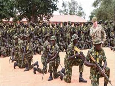 نيجيريا: مصرع 28 عنصرا إجراميا واعتقال 130 من عناصر ولاية غرب إفريقيا الداعشية في عمليات أمنية