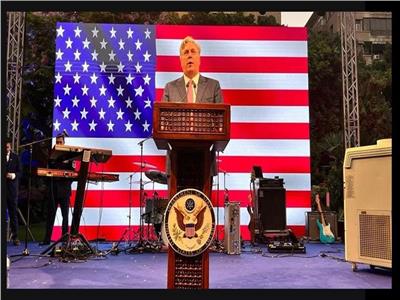 القائم بأعمال سفير أمريكا بمصر: القاهرة وواشنطن وقفا معا في السلم والتحدي