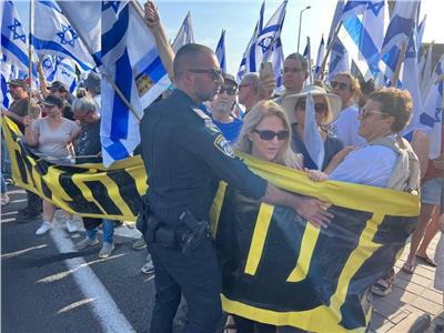 العصيان يضرب إسرائيل وسط ترقب لحسم مصير قانون القضاء في الكنيست