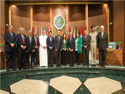الولايات المتحدة والجامعة العربية تطلقان برنامجا لتطوير مراكز ريادة الأعمال