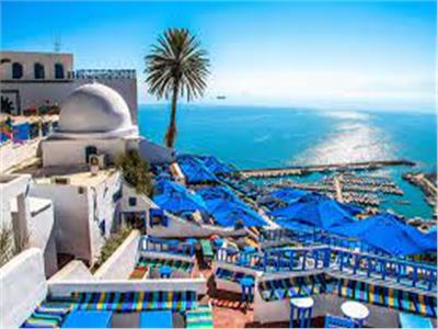 إيرادات السياحة في تونس ترتفع إلى 1.1 مليار دولار 