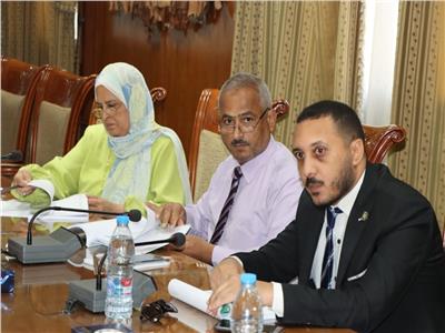 رئيس جامعة المنوفية يعقد اجتماع اللجنة الدائمة للتعبئة العامة