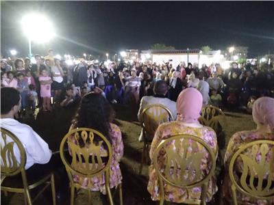 «الثقافة» تنظم حفلات فنية على شواطئ العريش بشمال سيناء