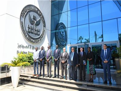 رئيس الرقابة المالية يبحث مع مسئولي البنك المركزي بجنوب السودان سبل التعاون المشترك