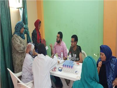 فى إطار مبادرة "احنا معاك": جامعة بنها تنظم قافلة طبية بقرية كفر عابد مركز طوخ 