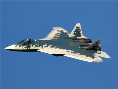 روسيا تزود مقاتلات «سو-57» بحقيبة اتصالات تعمل بالذكاء الاصطناعي  