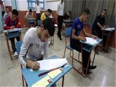 التحذير من خطر الشائعات ورؤية مصر 2030 سؤالين بامتحان العربي للثانوية العامة 