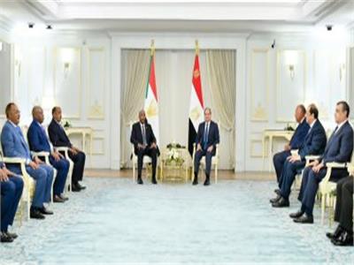 «الراي» الكويتية تبرز تأكيد الرئيس السيسي موقف مصر الراسخ بدعم السودان