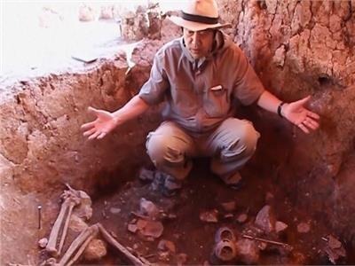  اكتشف قبرًا مملوءًا بالسيراميك لكاهن عمره 3000 عام في بيرو
