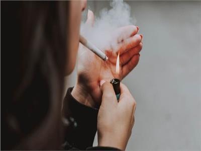 بدائل التدخين المبتكرة تؤدي لانخفاض سريع في استهلاك السجائر التقليدية