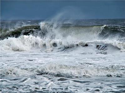 نشاط الرياح على السواحل الشمالية وارتفاع أمواج البحر المتوسط لمترين ونصف 