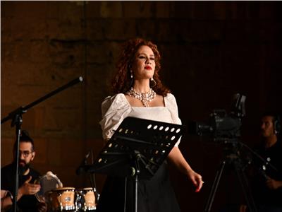 لينا شماميان: أجهز لأغاني جديدة بالمصري  