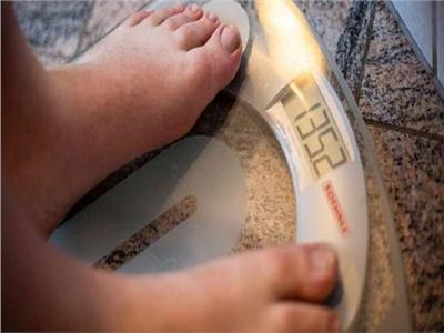 أخصائية في علم الوراثة تكشف العلاقة بين الإجهاد والوزن الزائد