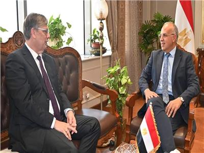 أبرز نتائج لقاء وزير الري مع سفير هولندا بالقاهرة