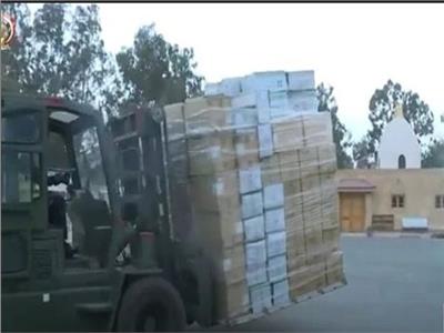 فيديو: لحظة وصول المساعدات المصرية إلى ليبيا