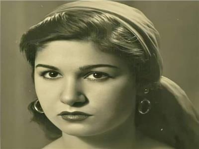 تشييع جثمان الفنانة الراحلة «كريمان» إلى مثواها الأخير | صور