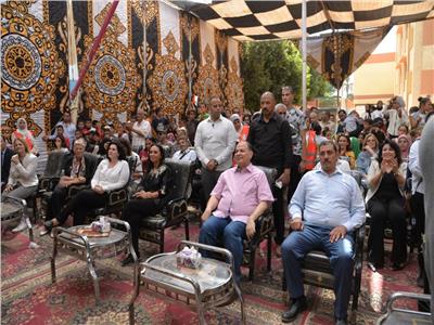 محافظ أسيوط ورئيس المجلس القومي للمرأة يشهدان أمسية «الأسرة المصرية»