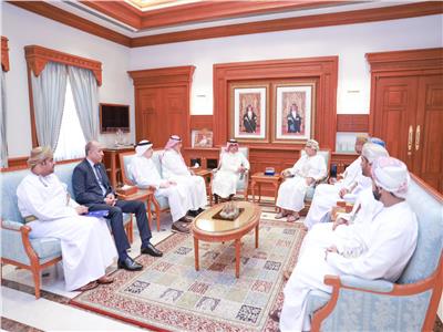 وزير التراث العماني يستقبل رئيس المنظمة العربية للسياحة والوفد المرافق له