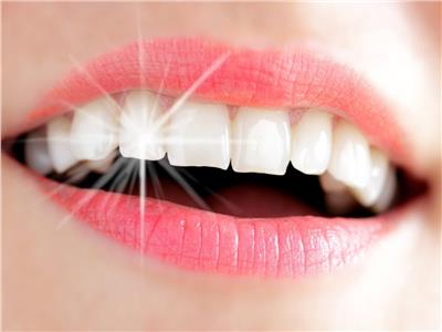 شركة يابانية بصدد تطوير أول دواء في العالم لتحفيز نمو أسنان جديدة