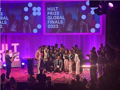 وزير التعليم العالي يُهنئ فريق جامعة الإسكندرية بفوزه بجائزة مسابقة Hult Prize الدولية