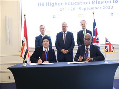 وزير التعليم العالي يشهد توقيع مذكرة تفاهم مع جامعة إسكس البريطانية