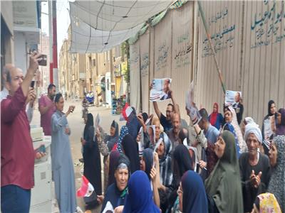مسيرات حاشدة لتأييد ترشح الرئيس السيسي لقيادة مصر في الشرقية