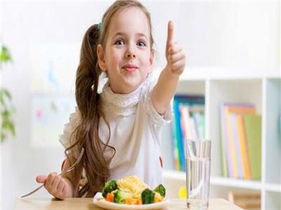 قبل الشتاء.. أطعمة مهمة تقوي مناعة طفلك وتمنحه الطاقة 